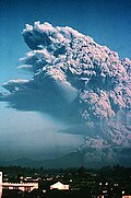 Lightning strikes during 1982 eruption of Galunggung