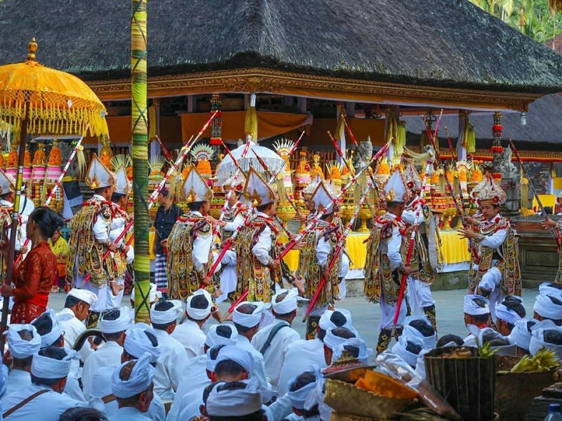 kedewatan