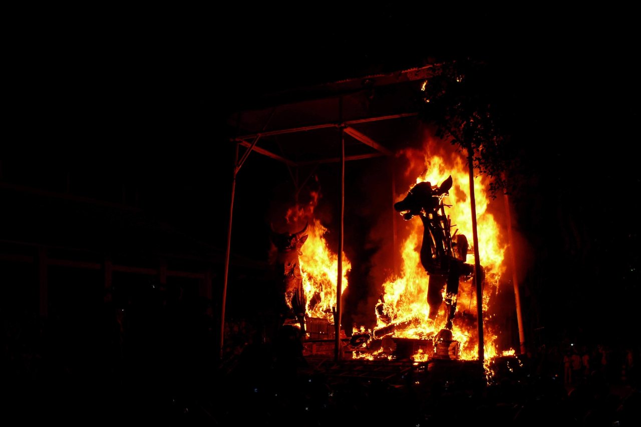 cremation fire