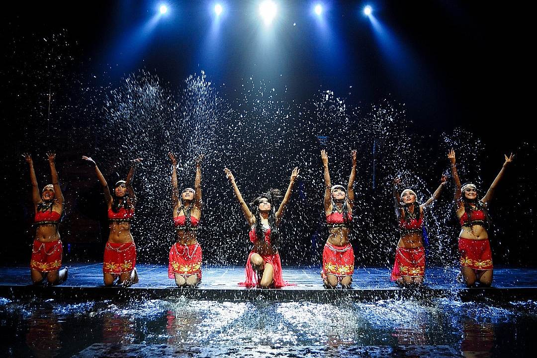 devdan dance show bali