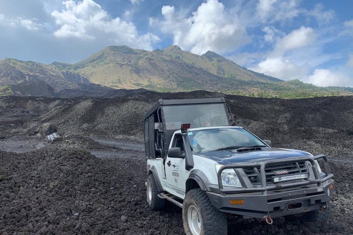 expedition volcano tours 4